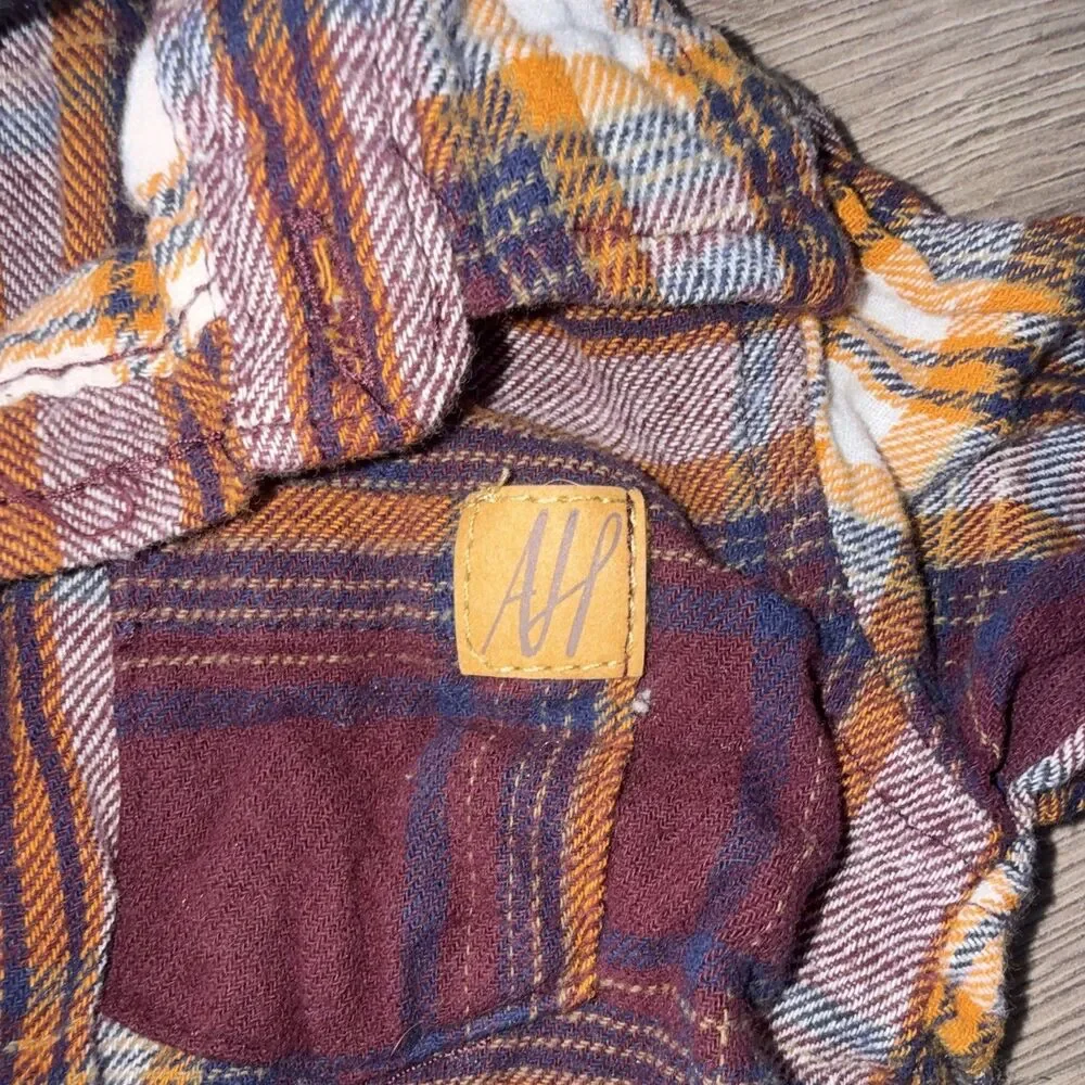 American Hawk Plaid Flannel Long Sleeve Button-Front Collared Bodysuit 6-9M